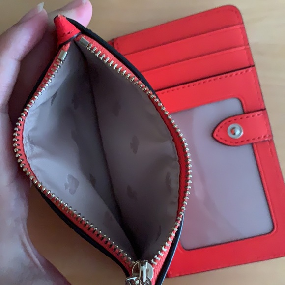 Kate Spade Wallet - Picture 7 of 7